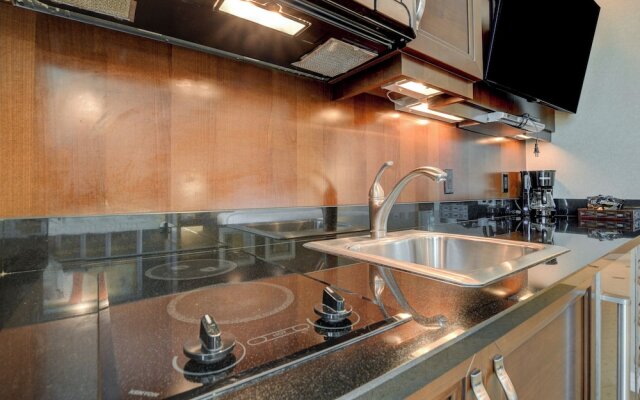 Eclipse Studio at Signature Hotel