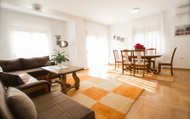 Luxury Apartments Taša