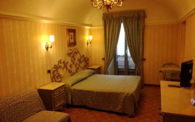 Ai Savoia B&B - Guest House