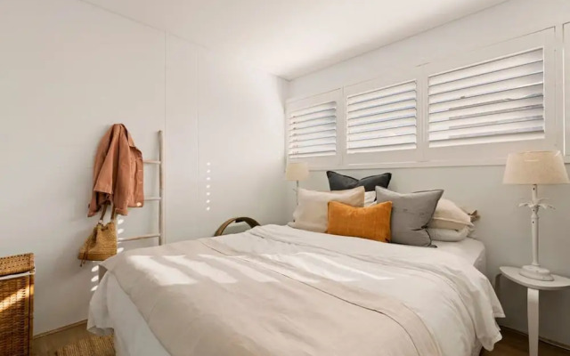 Elizabeth Bay Home With a View Rooftop Pool