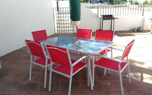 Spacious Family Benahavis Retreat