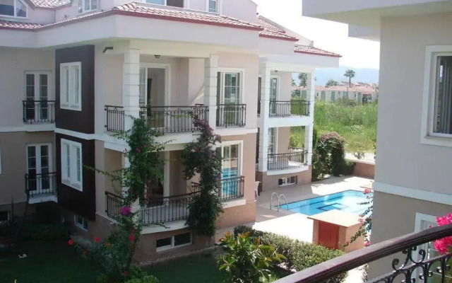 Noya Apartments