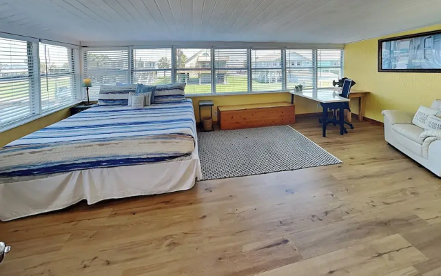 Barnacle Lodge by Ryson Vacation Rentals