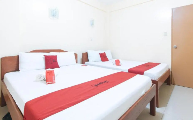 Reddoorz @ Golden Park Inn La Union