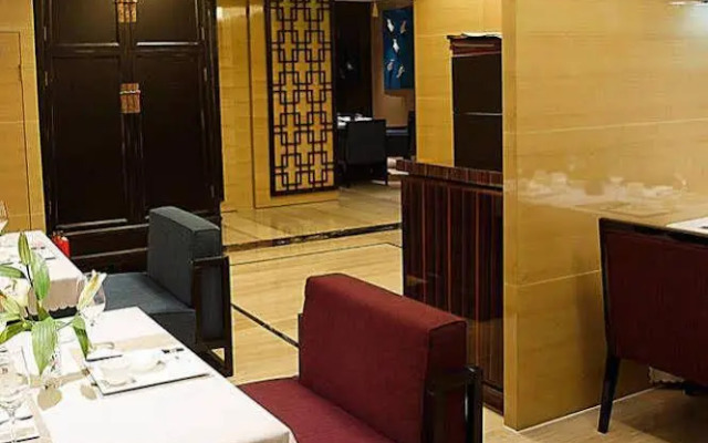 Hongkou Silver Hotel