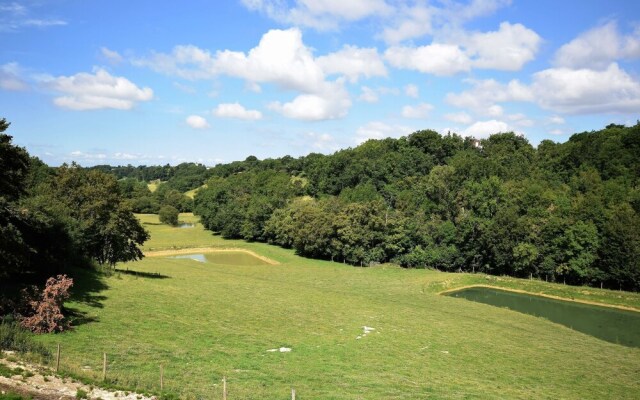 Rustic Castle in Bon-Encontre with Terrace