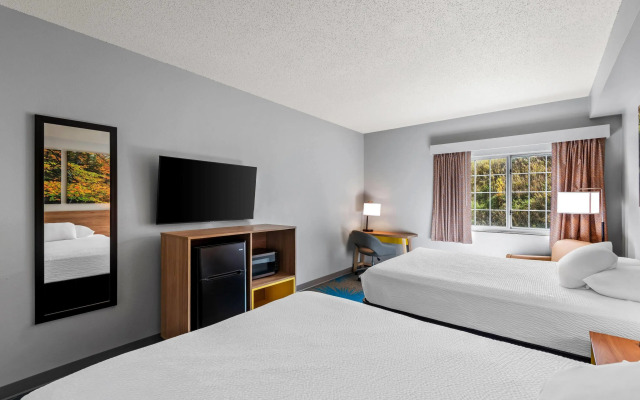 Days Inn by Wyndham Carroll