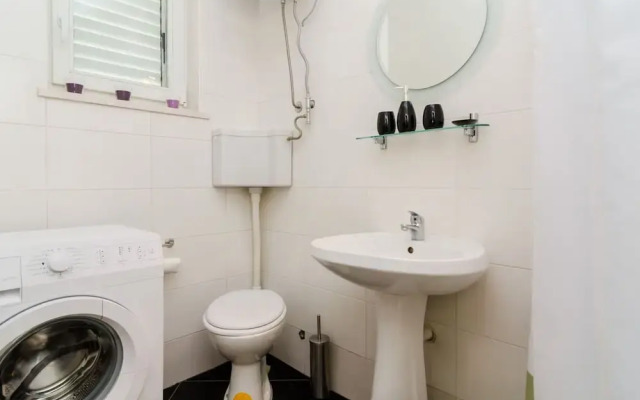 Apartments Versus- Comfort Studio Apartment With Terrace