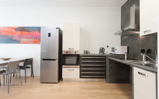 New apartment downtown modern and quiet