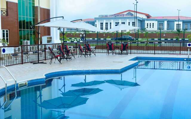 Best Western Plus Mydas Hotel