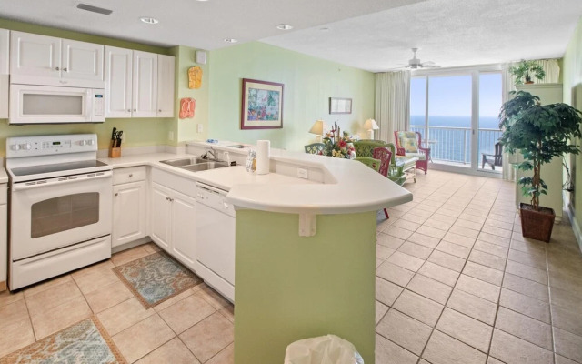 Majestic Beach Towers 2-1803