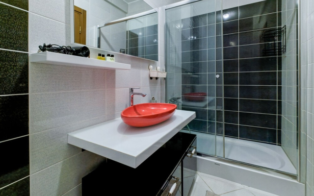 Spacious Prime Location 2BR w Sea View