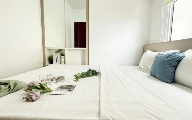 Restful 2Br At Vittoria Residence Apartment – Guest Rooms – Jakarta