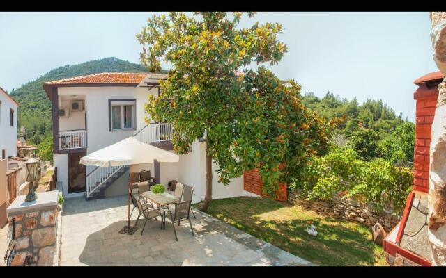 Evmorfias House