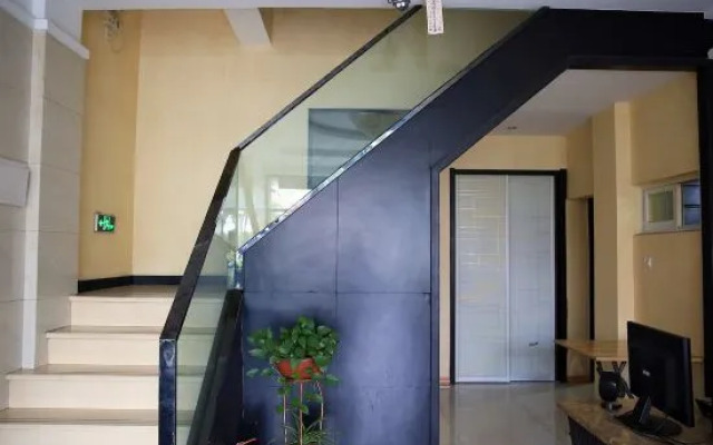 Ningbo Warwick Business Hotel