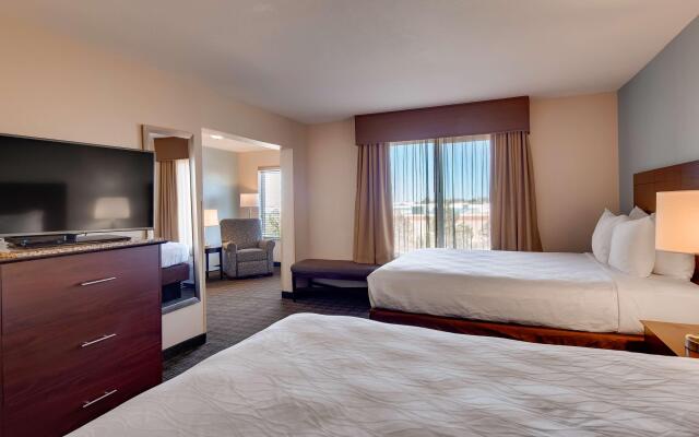 Best Western Plus Gateway Inn & Suites