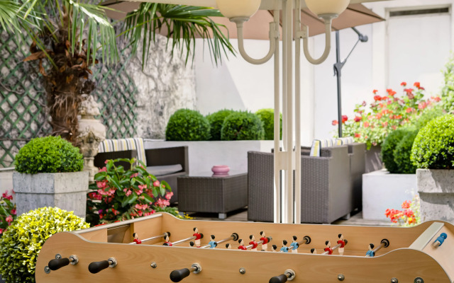 Chromatics Hotel & Restaurant The Hill Club by happyculture