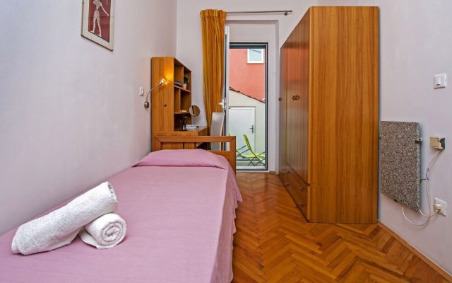RM Apartments