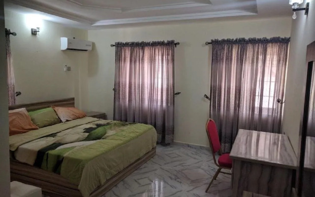 Crown Apartments Extended Stay Suites