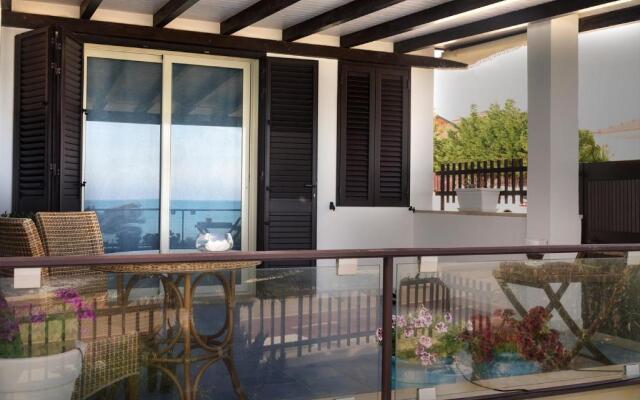 Terrace Mare Corallo