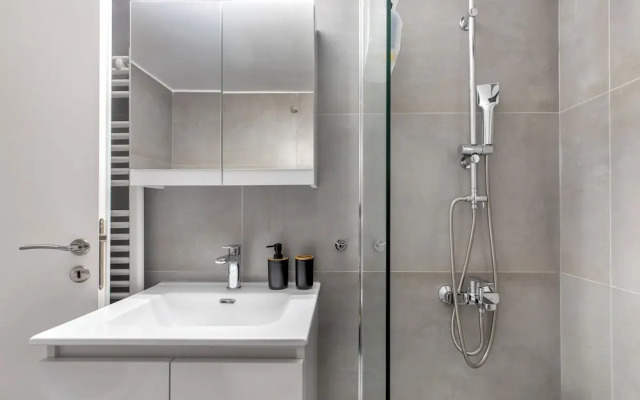 Selesta - 2 Bedroom Apartment in Athens