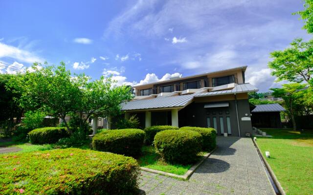 Yufuin Kinrinko Hotel