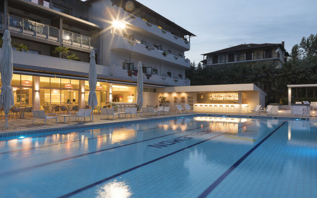 Hotel San Panteleimon