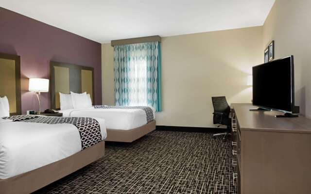 La Quinta Inn & Suites by Wyndham Lake Charles - Westlake