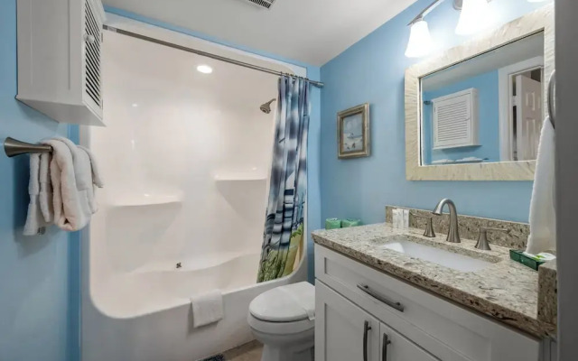 Units at Ocean Forest Plaza by Elliott Beach Rentals
