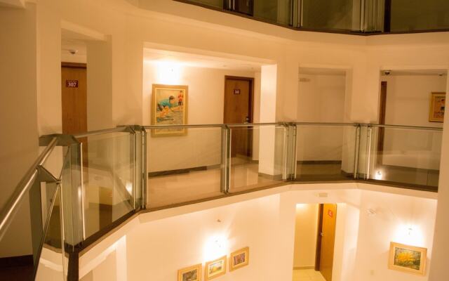 De la Trinidad Hotel