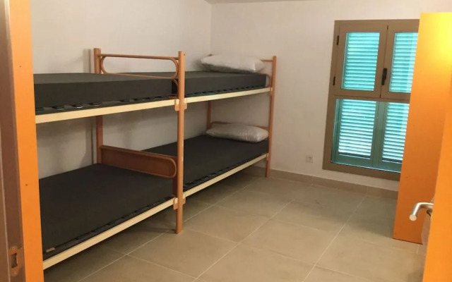 Hostel Alberg Binicanella