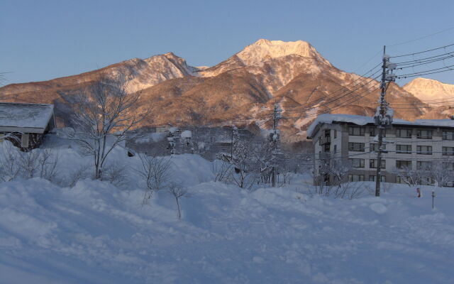 Akakura Yours Inn