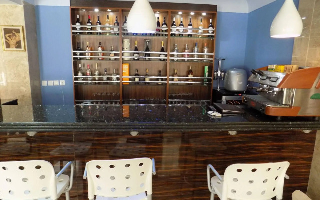Caravel Suites