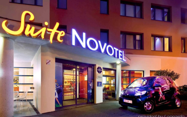 B&B HOTEL Vélizy Est