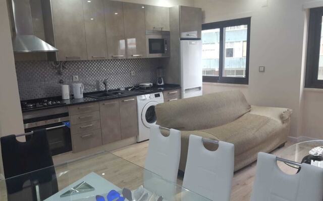 Cozy Pontinha Apartment