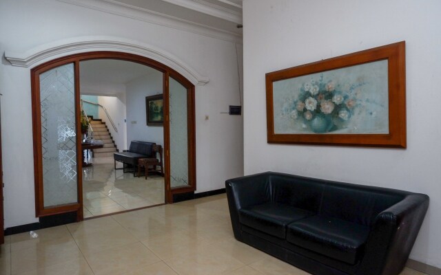 Urbanview Hotel Artama Simpang Lima by RedDoorz