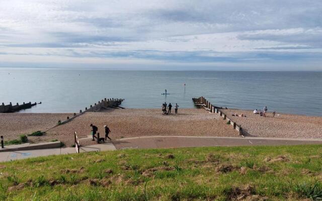 Inviting 1-bed Apartment in Herne Bay