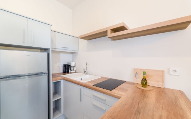 Lemonia Accommodations