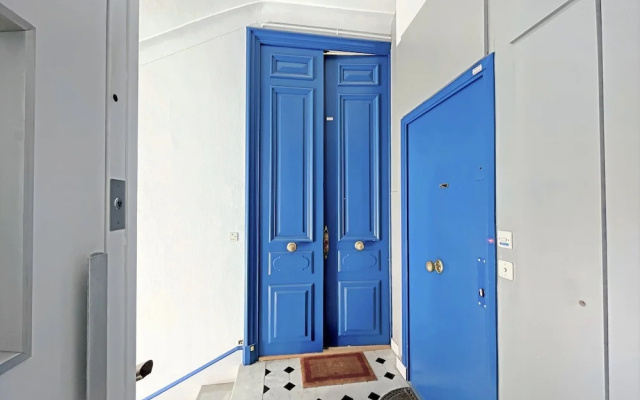 Modern Apartment 20 m from the Sea