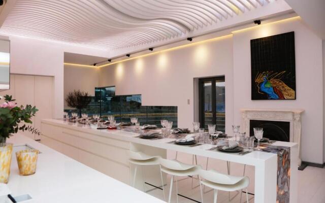 Artvie Villa