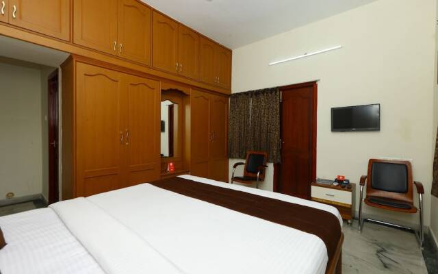 Hotel Rich Residency