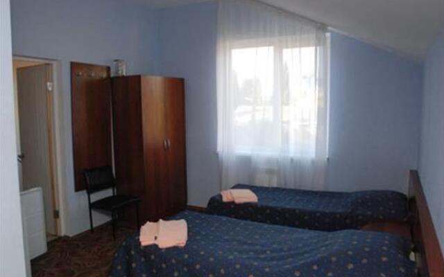 Yunost Hotel