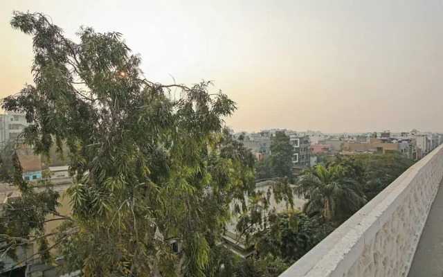 Treebo Premium Relax Inn Patel Nagar