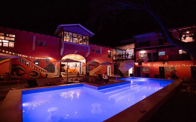 Sta Teresa Surf Camp by Selina Surf Club