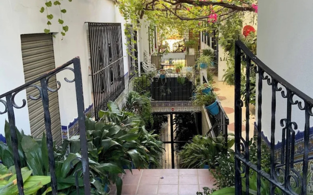 Villa With Pool, Walk to Beach, Restaurants, Shops