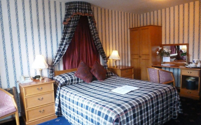 Moulin Hotel