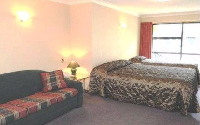 97 Motel Moray