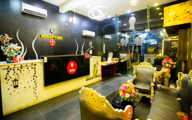 The ECR Grand Residency by OYO Rooms