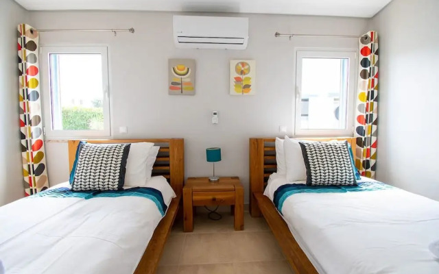 Casa Ana Superbly Renovated With Heated Private