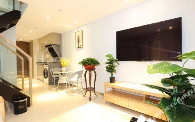 Star Tour Apartment Hotel (Zhaoqing Agile Plaza Store)